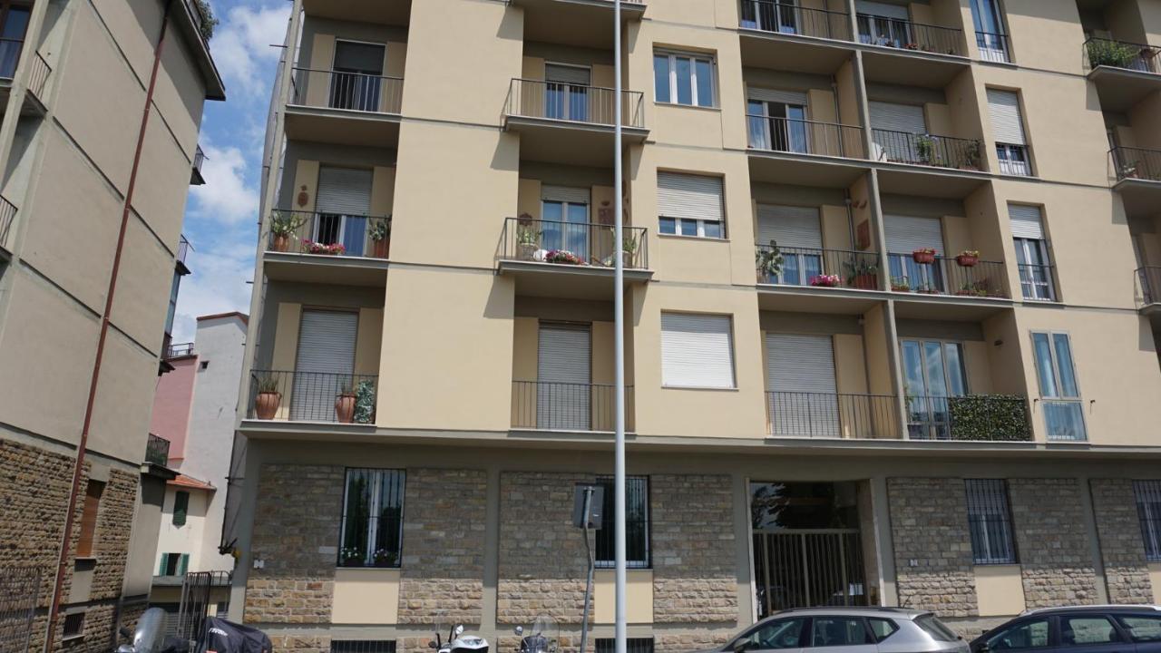 Arno River View Apartment Terraces, Free Parking ฟลอเรนซ์ ภายนอก รูปภาพ